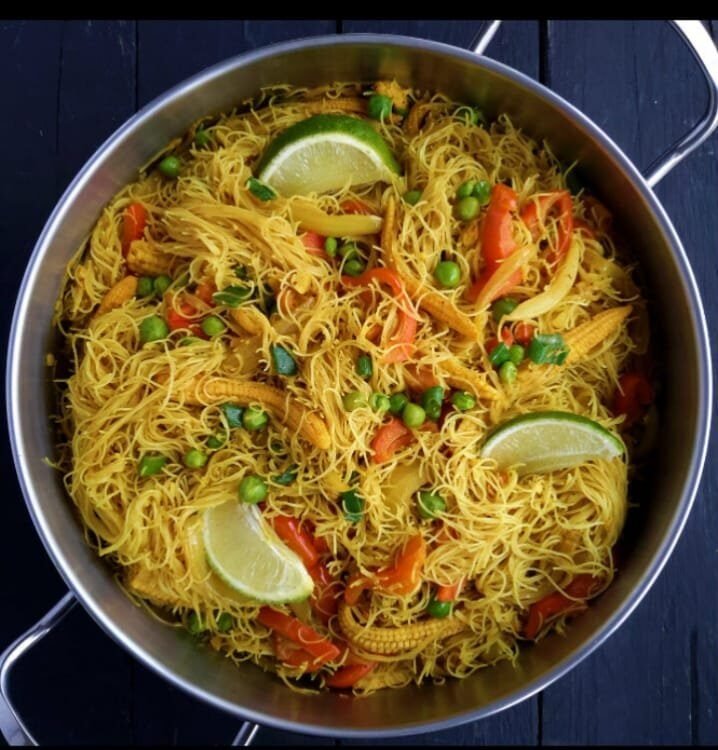 Singapore-Style Vegetable Rice Noodles
